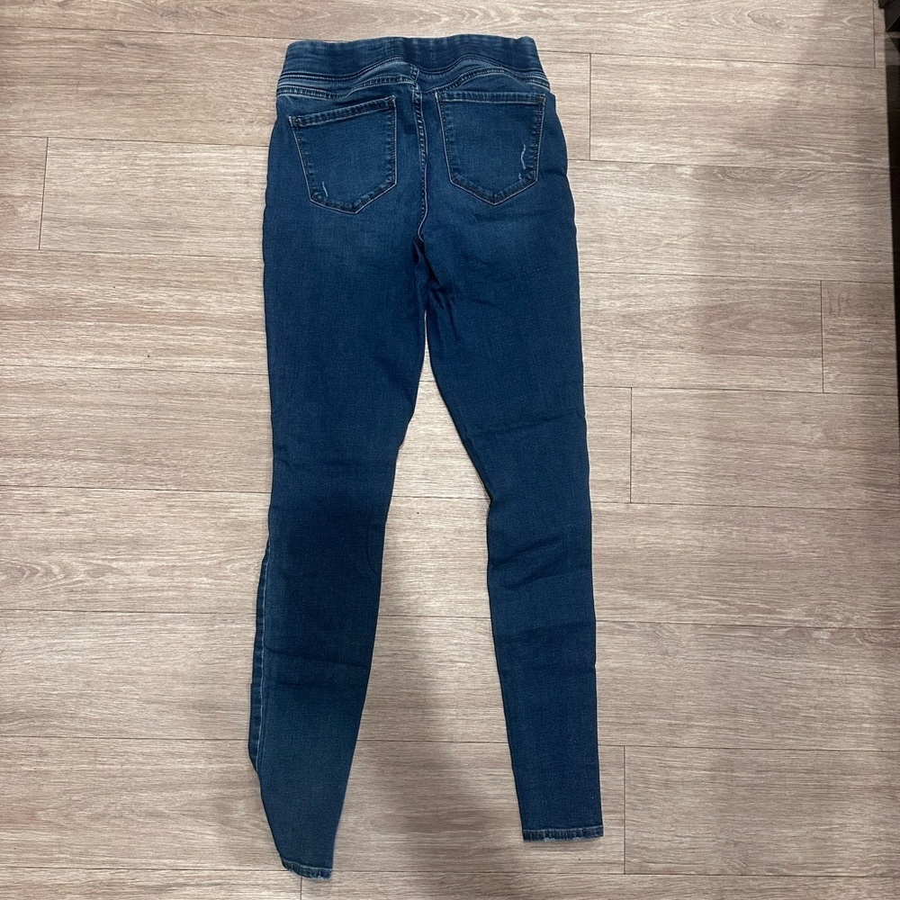 Old Navy Rockstar Jeggings - Picture 3 of 3